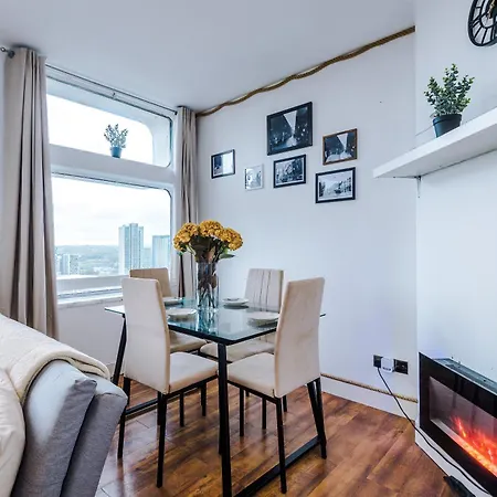 Διαμέρισμα 2br Heights Sleeps 7 Parking & Wifi