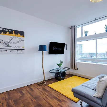 2br Heights Sleeps 7 Parking & Wifi Апартаменты Манчестер