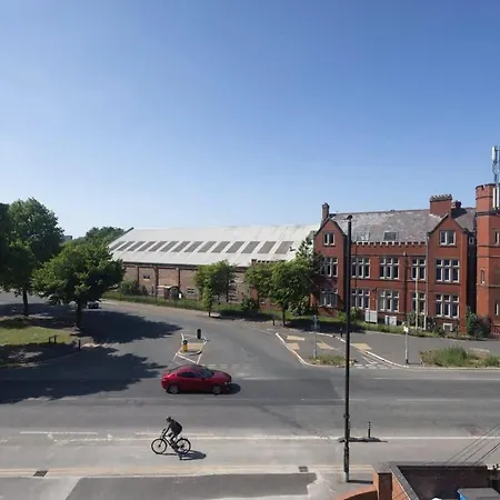 Joyful Management -top Floor With Feel Deco In M16 Apartmán Manchester