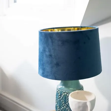 Joyful Management -top Floor With Feel Deco In M16 مانشستر