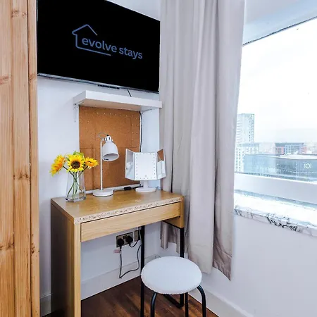 2br Heights Sleeps 7 Parking & Wifi شقة *