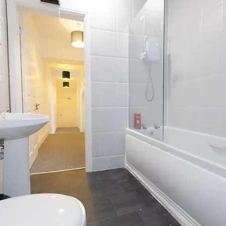 Apartment Joyful Management -top Floor With Feel Deco In M16