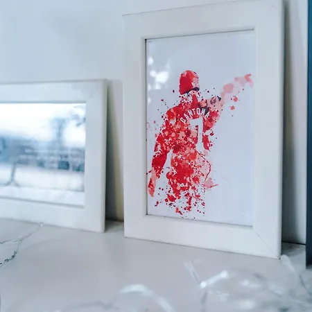 Διαμέρισμα 2br Heights Sleeps 7 Parking & Wifi Μάντσεστερ