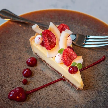 Отель Indigo - Victoria Station By Ihg Манчестер