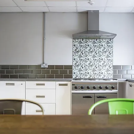 John Lester And Eddie Colman Courts In Salford Apartment