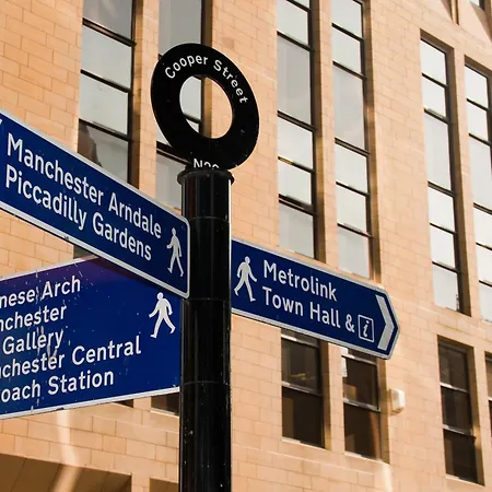 Σπίτι διακοπών Large Victorian House 15 Minutes From Centre Μάντσεστερ