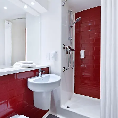 Travelodge Salford Quays 3* Mánchester