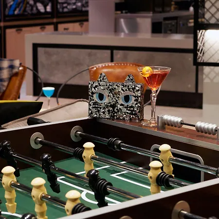 Moxy Centre Hotel 3*