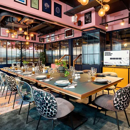 Yotel Deansgate فندق مانشستر