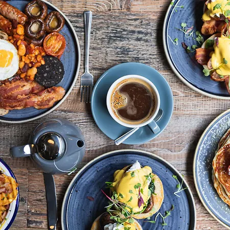 Brewdog Doghouse Hotel 4*