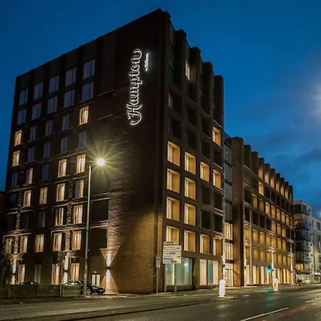 Aloft By Marriott Centre