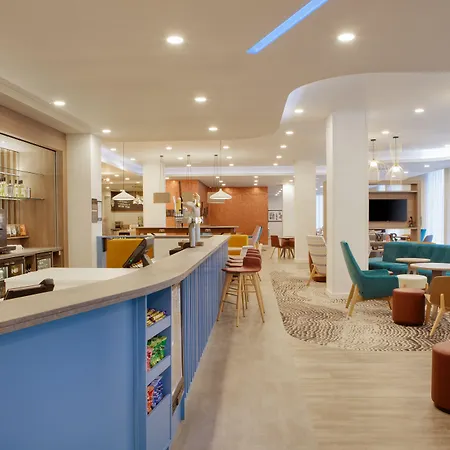 Aloft By Marriott Centre Otel 4*