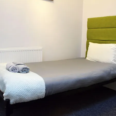 Gorton Mount 2* Manchester