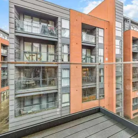 Apartamento Stunning Split Floor Flat By Victoria - Pass The Keys *