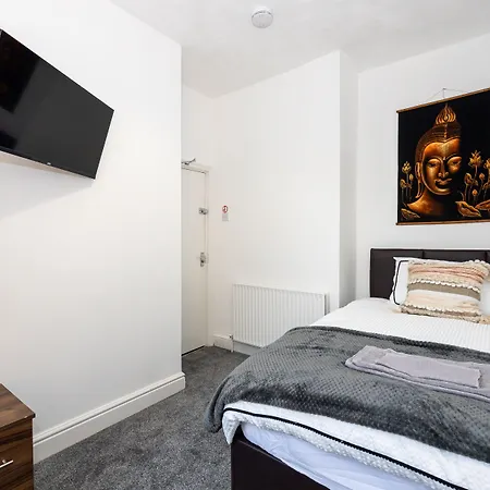 Charming 4-bed In