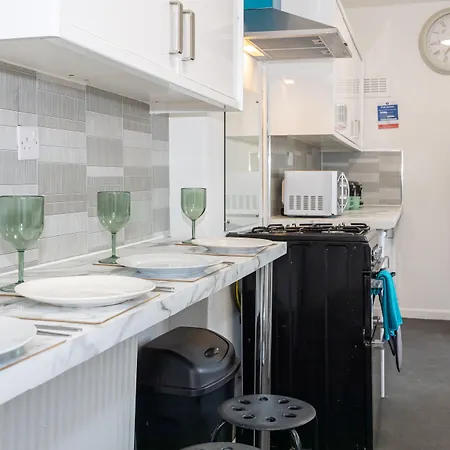 Hotel Charming 4-bed In