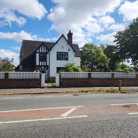 民宿 Luxury Free Wifi Old Trafford