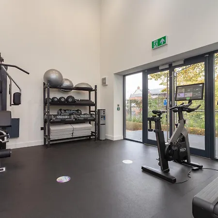 Riverside House By Utdm *