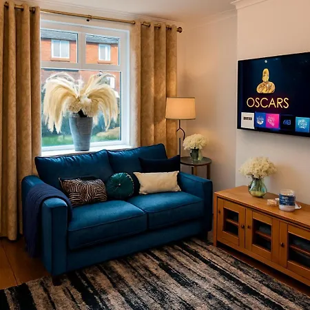 2 Double Bedrooms House, 42 Shrewsbury Road,manchester * Manchester