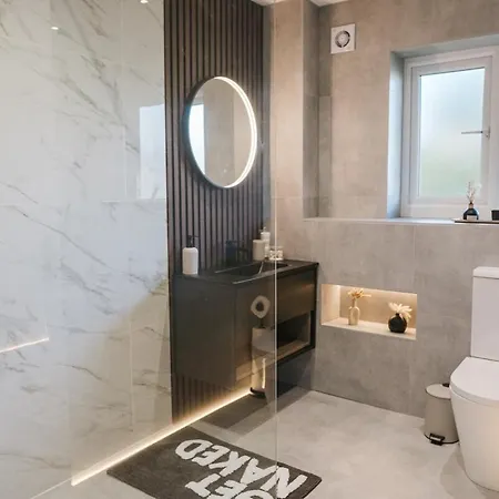 3br House By Mystayuk Short Lets & Serviced With Free Wifi & Free Parking 別荘 マンチェスター