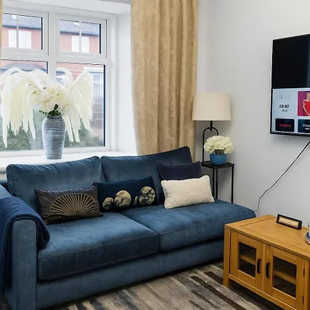 2 Double Bedrooms House, 42 Shrewsbury Road,manchester *