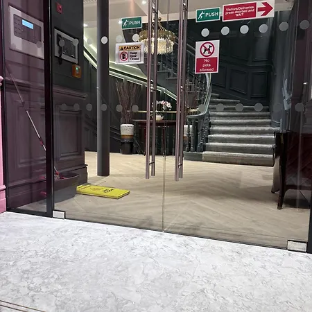 Hidden Gem Of Center Manchester