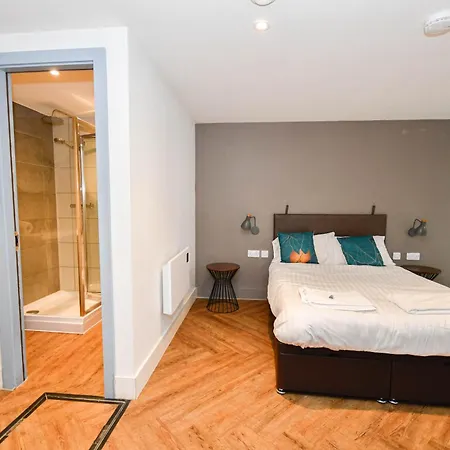 Apartman Lovely 3bed Flat In W Security Manchester