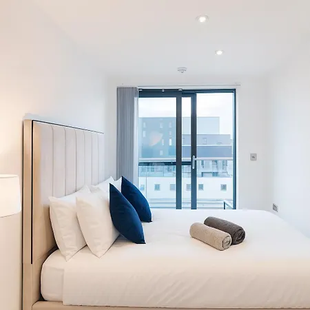 Modern Duplex Centre