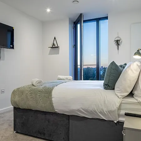 Apartment Centre, Ao Arena , With Gym