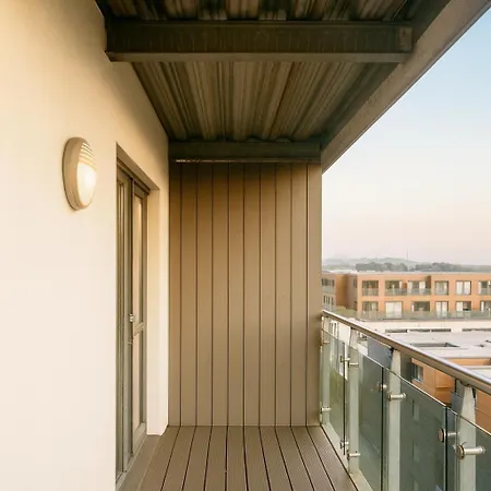 Modern Duplex Centre