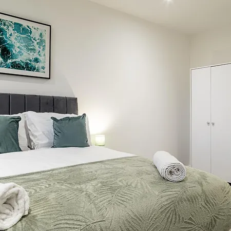 Centre, Ao Arena , With Gym Apartmán