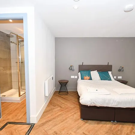 Apartman Lovely 3bed Flat In W Security