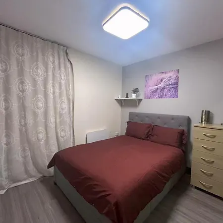 Flat With Free Secure Parking * 맨체스터