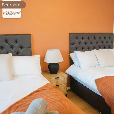 3br House By Mystayuk Short Lets & Serviced With Free Wifi & Free Parking マンチェスター