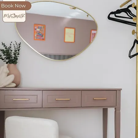 Spacious 3Br House By Mystayuk Short Lets & Serviced Accommodation Manchester Perfect For Contractors With Free Wifi & Free Parking Сasa de vacaciones Mánchester