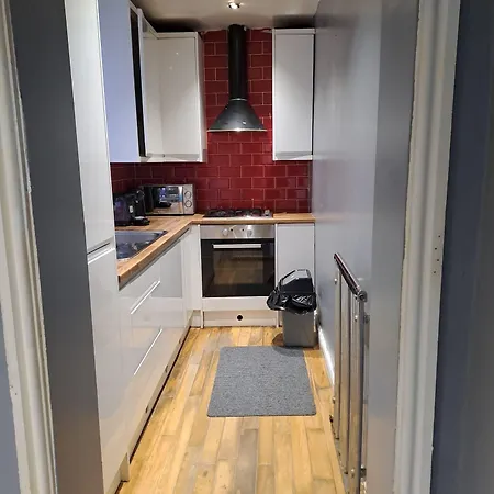 Stunning 3-bed House In Manchester Prázdninový dům