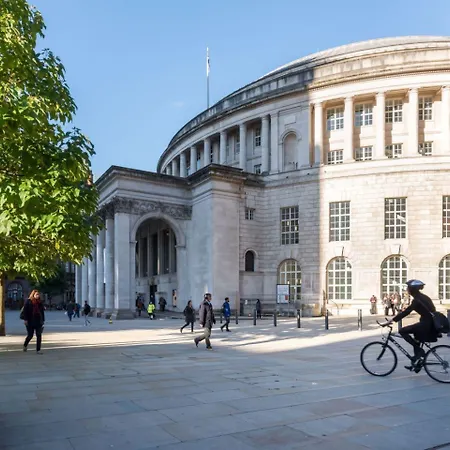 Hotel Maldron Cathedral Quarter 4*