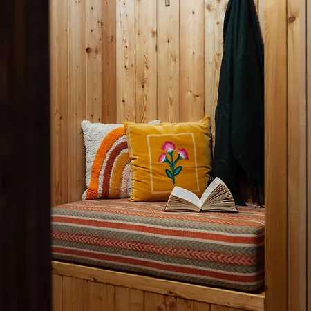 Treehouse Otel