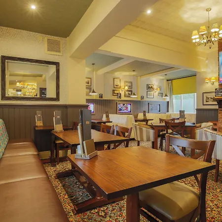 Fairway Hotel