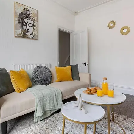 Family - Sleeps 6 - Garden - Parking Prázdninový dům *