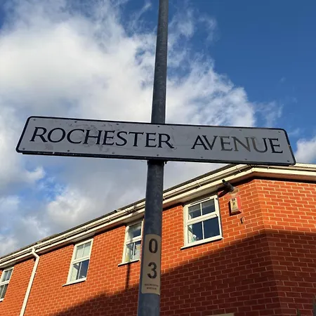 Stunning House In Chorlton