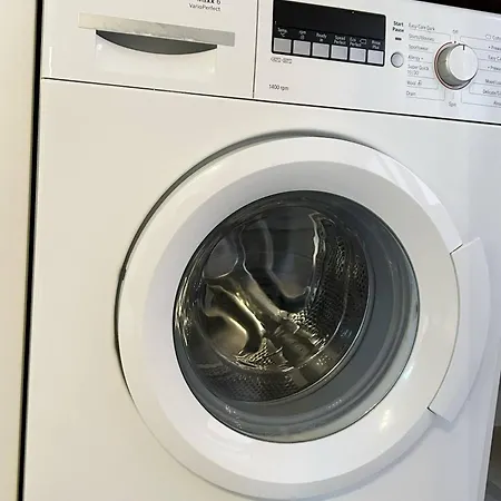 Boutique Charming Double Detached House Salford *