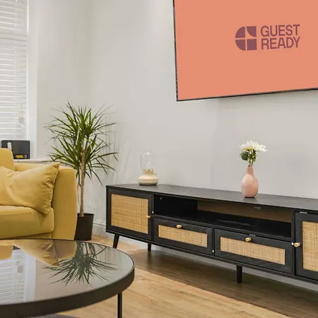 Guestready - Charming Retreat With Private Patio