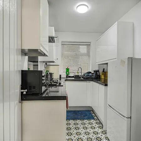 Vendégház Guestready - Charming Retreat With Private Patio 4*