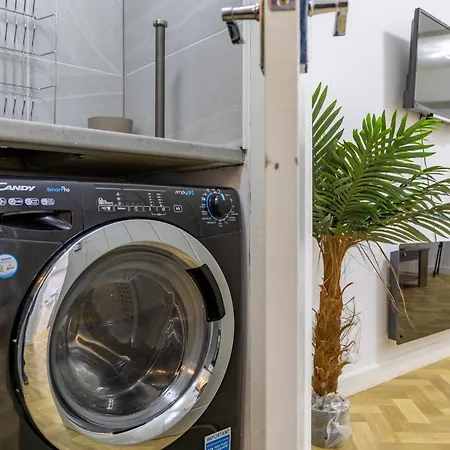 Semesterbostad Bright 2br With Free Parking Manchester