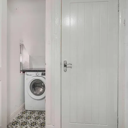 Guestready - Charming Retreat With Private Patio Pensionat Manchester