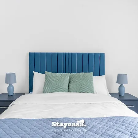 Spacious 4-bed Near Didsbury *