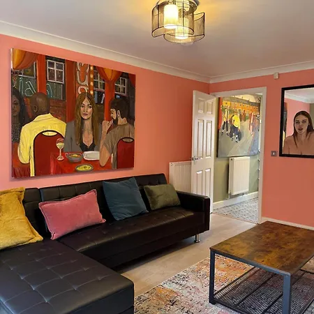 Stunning House In Chorlton Manchester