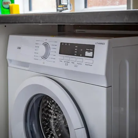 3 Bedroom House 4 Beds Free Parking 2sd Prázdninový dům Manchester