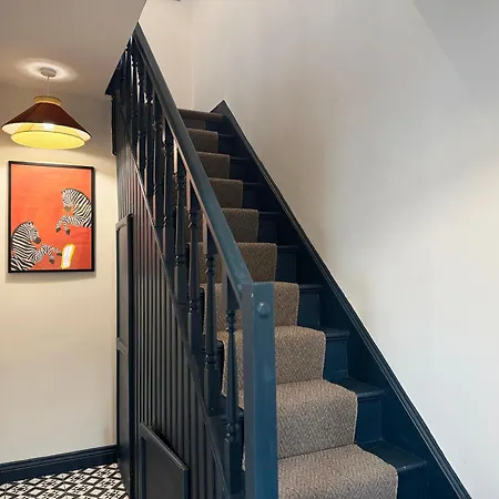 Villa Family & Pet-friendly 5pp, Parking, 20 Min To Mánchester